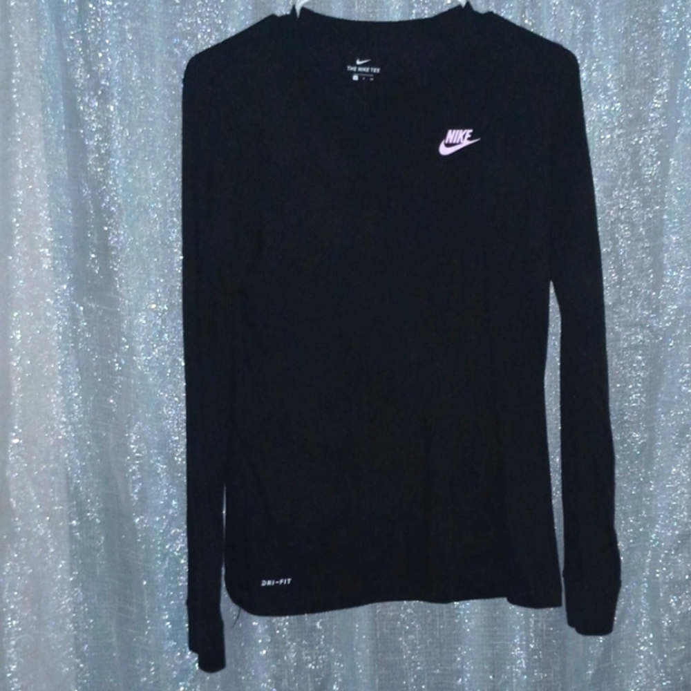Size small Nike black long sleeve dry fit tee